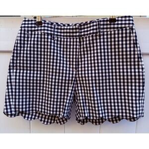 J McLaughlin Chino Shorts Size 6 Navy Blue White Scalloped Gingham Preppy Travel